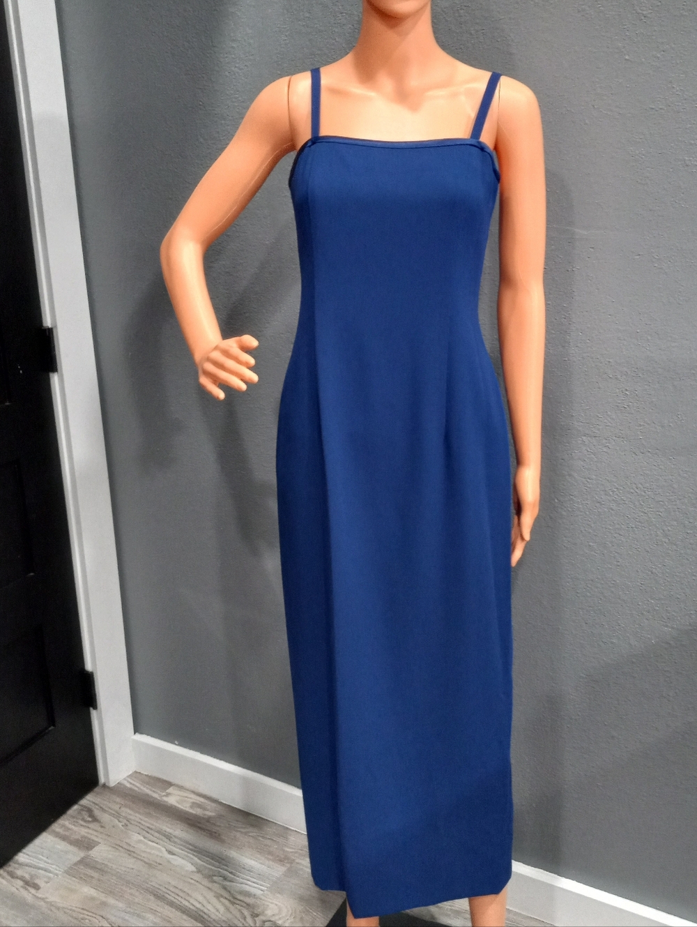 Elegant Blue Beaded Women's Dress with Jacket - Picture 11 of 16